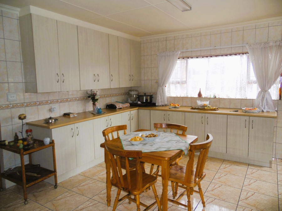 9 Bedroom Property for Sale in East Bank Eastern Cape